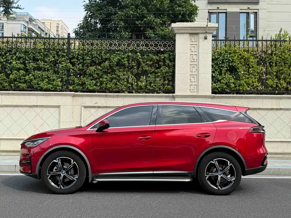 BYD Tang New Energy — миниатюра 3