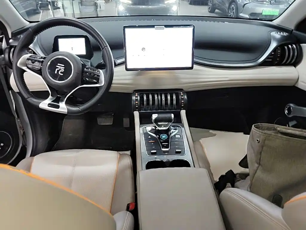 BYD Yuan Plus — миниатюра 10