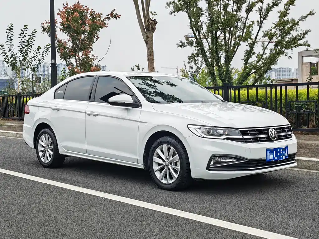Volkswagen Bora — миниатюра 3