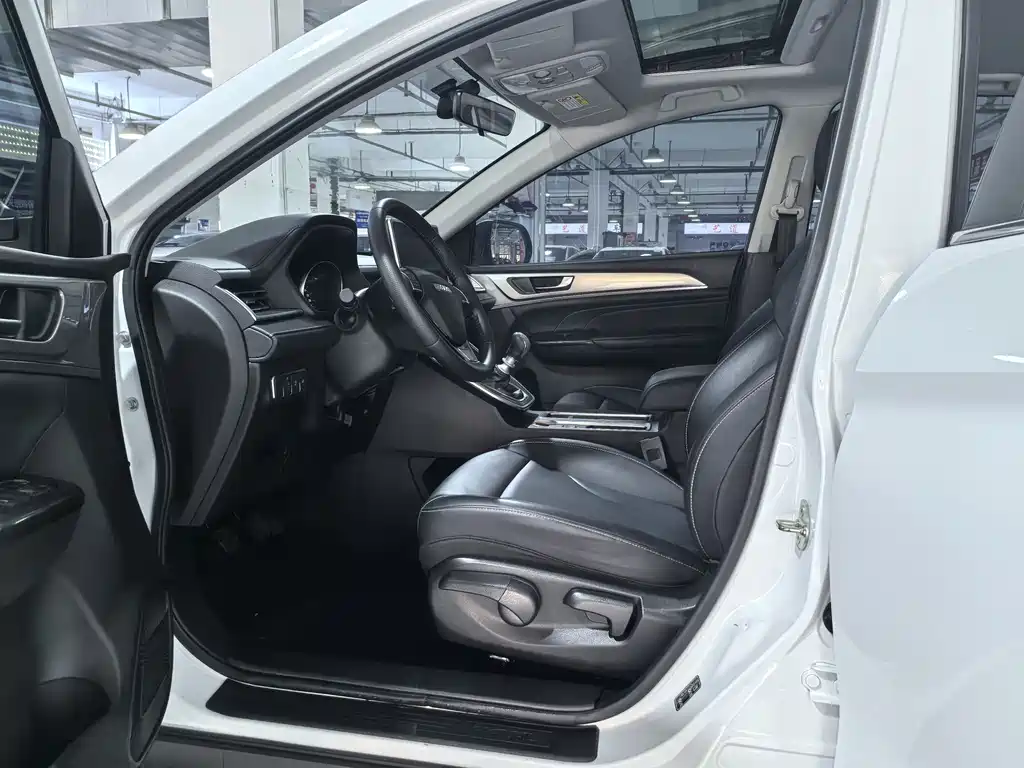 Haval M6 2021 PLUS 1.5T MT Luxury