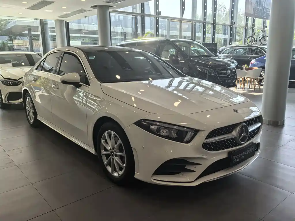 Mercedes-Benz A-Class — миниатюра 2