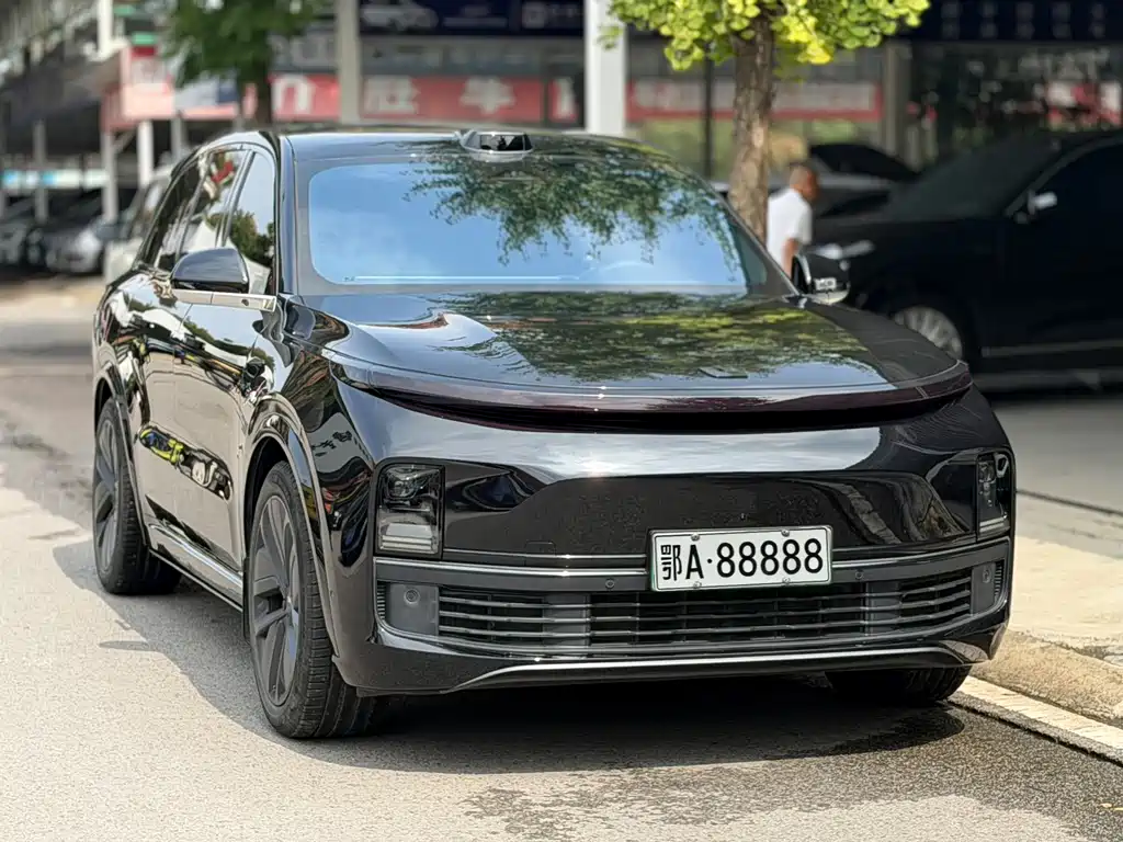 Li Auto Li L8 — миниатюра 3