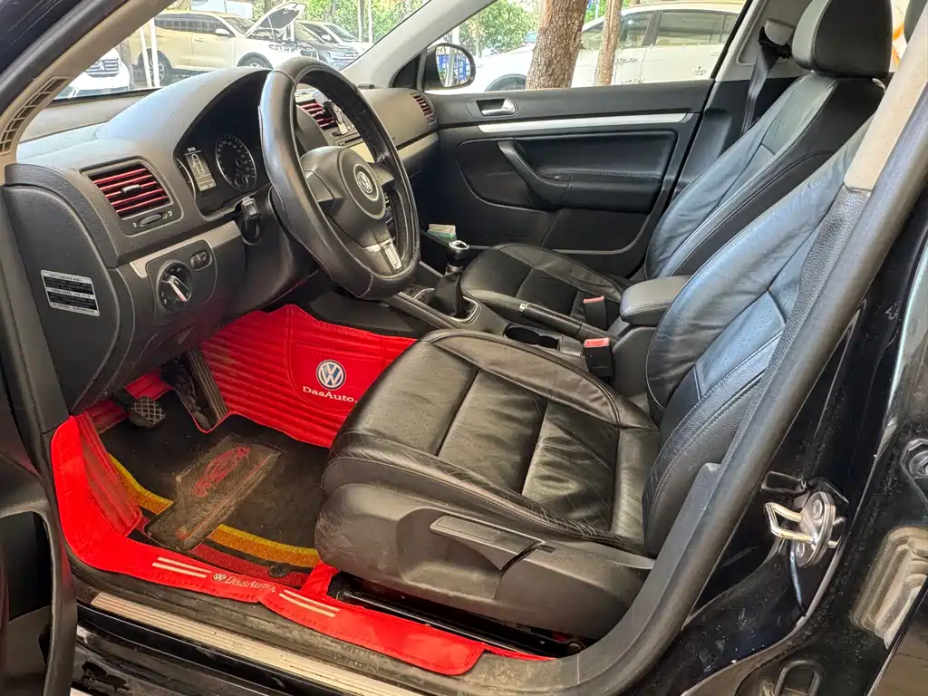 Volkswagen Sagitar — миниатюра 7