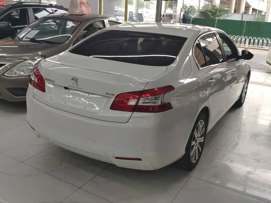 Peugeot 408 — миниатюра 7