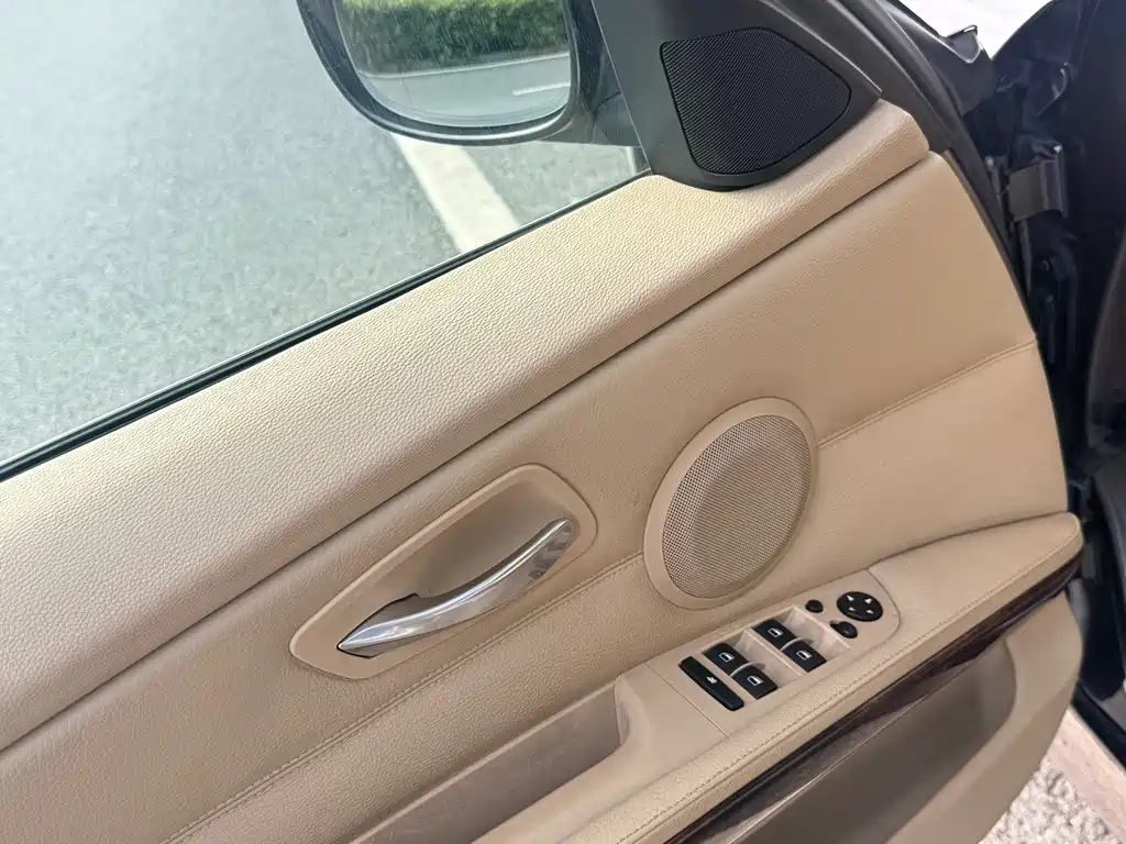 BMW 3 Series 3 2008 325i Lead