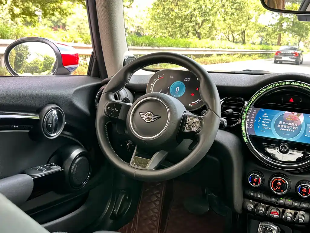 MINI Mini — миниатюра 30