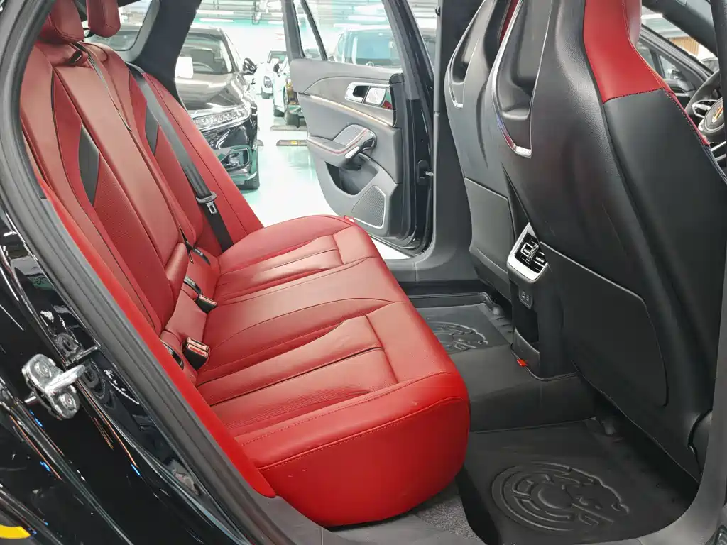 Hongqi H6 2025 2.0T