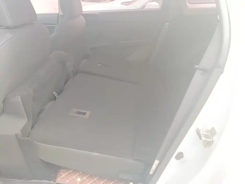 Baojun 310W — миниатюра 17