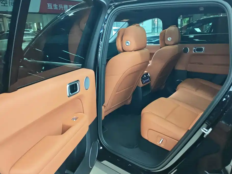 Li Auto Li L6 — миниатюра 11
