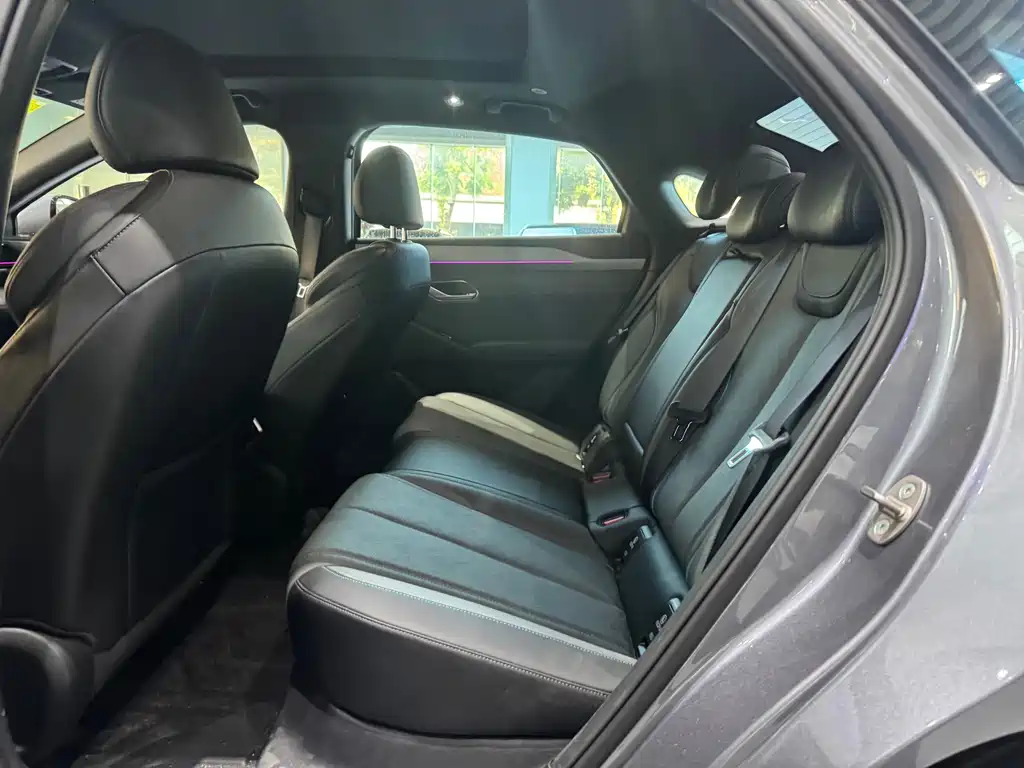 BYD Qin L — миниатюра 5