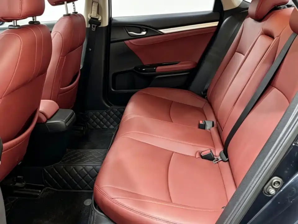 Honda Civic — миниатюра 5
