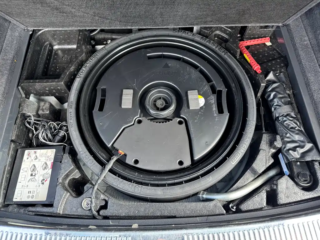 Audi Q5L — миниатюра 13
