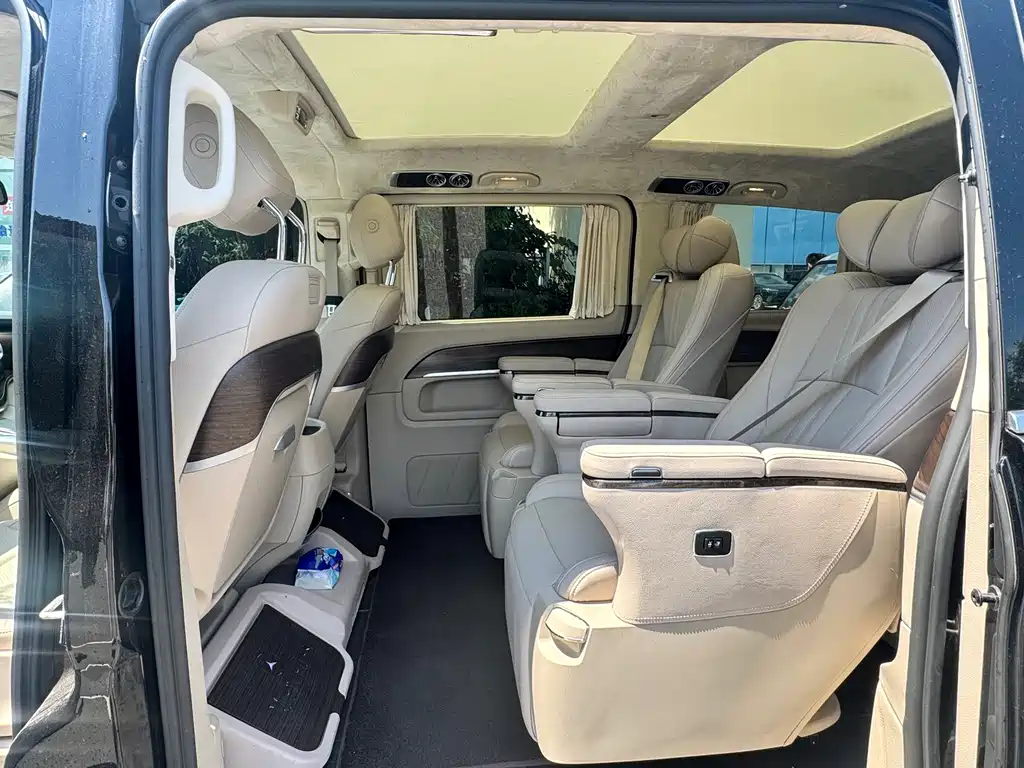 Mercedes-Benz V-Class — миниатюра 6