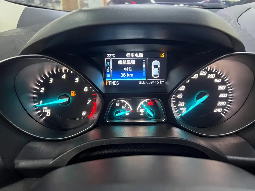 Ford Kuga — миниатюра 13