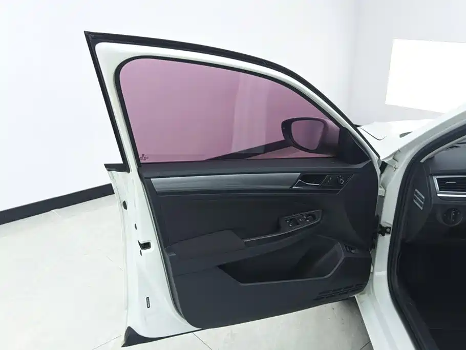 Volkswagen Bora — миниатюра 7