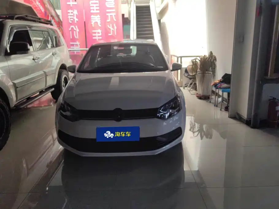 Volkswagen Polo — миниатюра 2