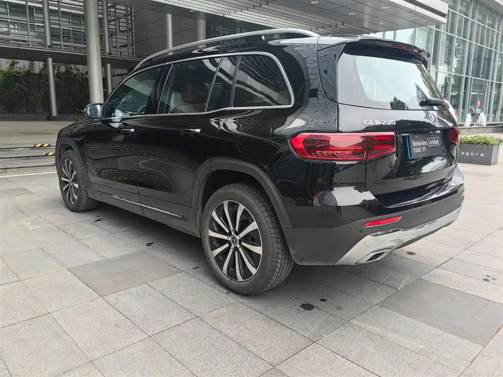 Mercedes-Benz GLB 2025 GLB 220 Fashion