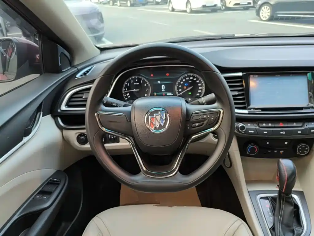 Buick Excelle — миниатюра 11