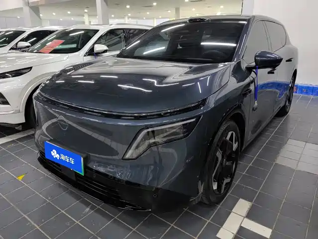 Nissan NX8