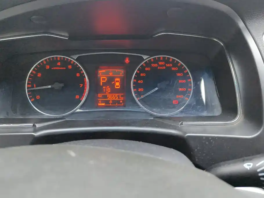 Geely Vision — миниатюра 14