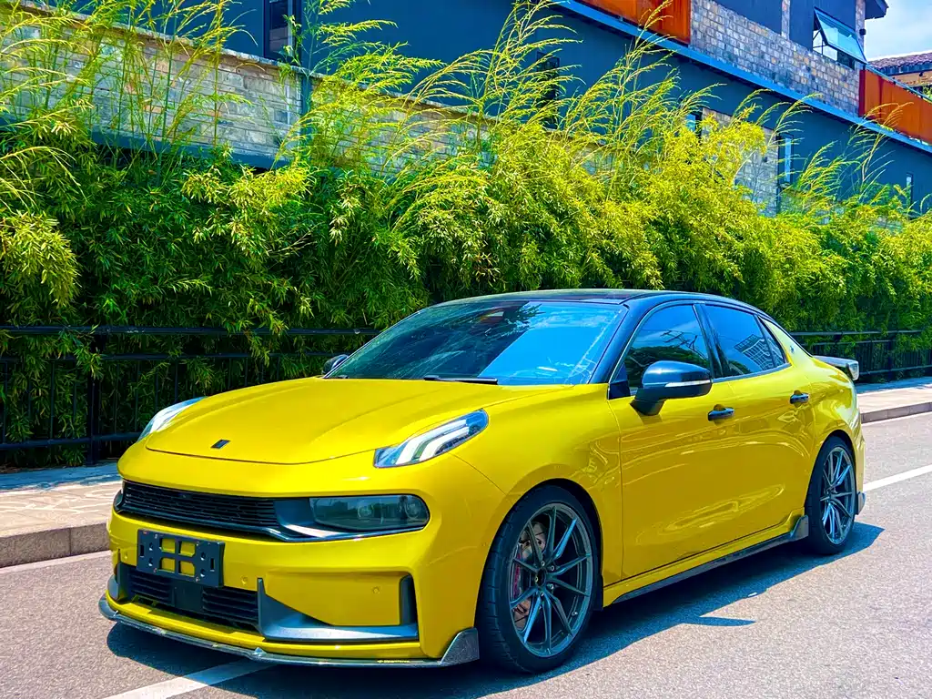 Lynk & Co 03 2021