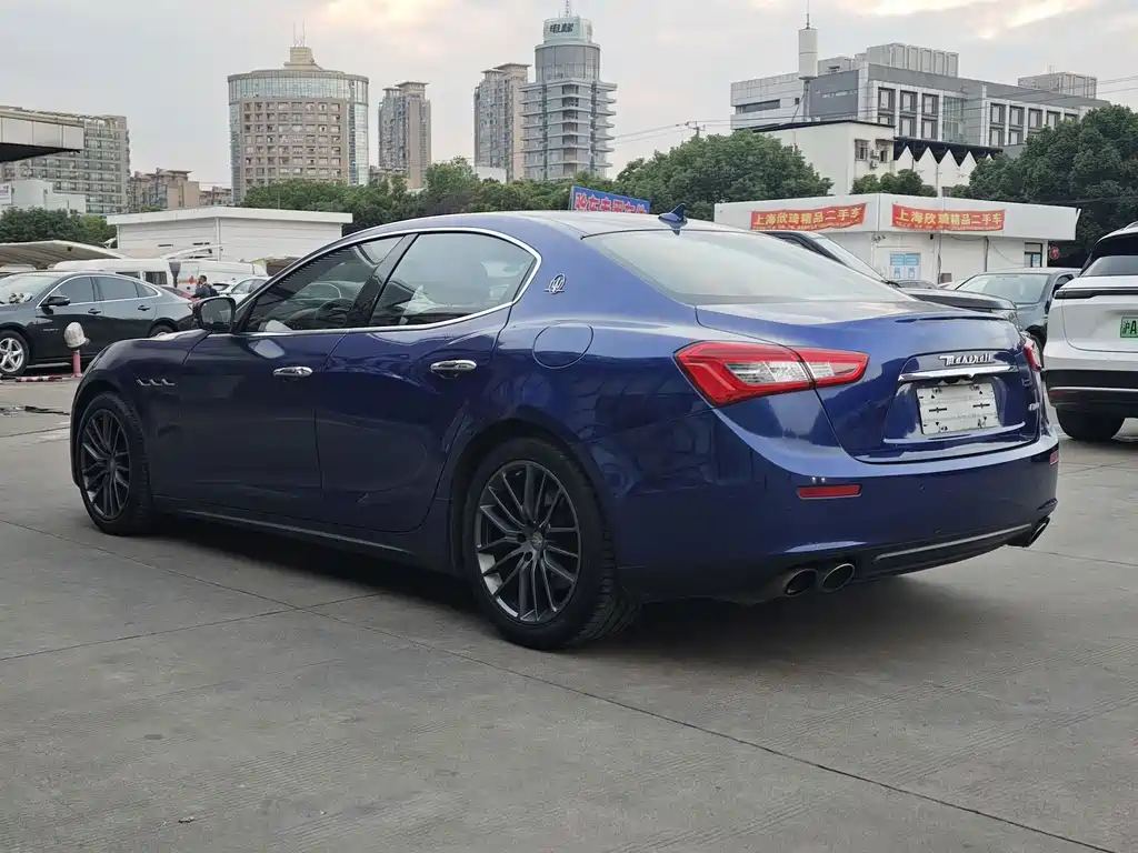 Maserati Ghibli — миниатюра 6