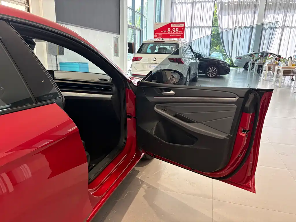 Volkswagen Lamando — миниатюра 11
