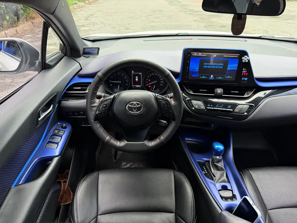 Toyota C-HR — миниатюра 24