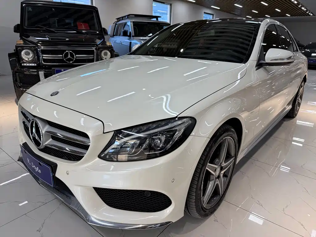 Mercedes-Benz C-Class — миниатюра 2
