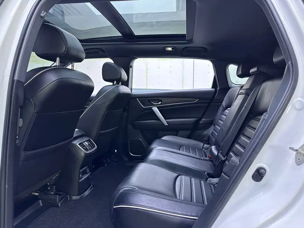 Honda UR-V 2017 370TURBO Premium V
