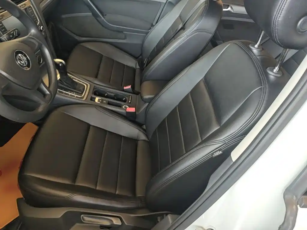 Volkswagen Golf — миниатюра 15