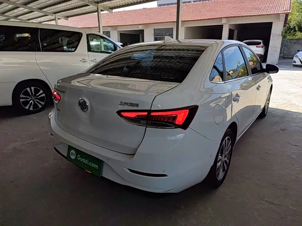 Buick Excelle — миниатюра 7