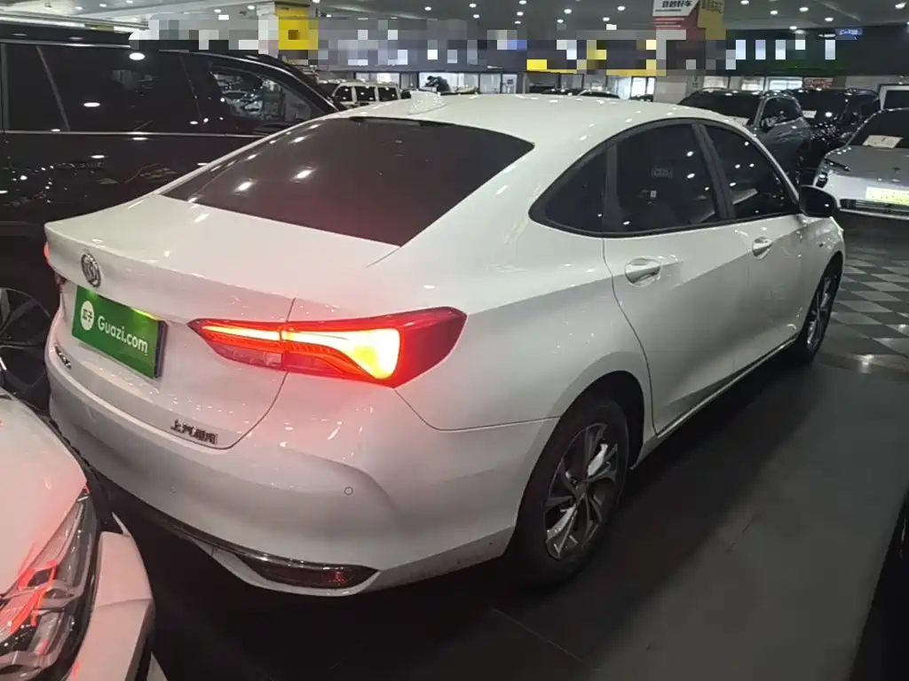 Buick Verano — миниатюра 7