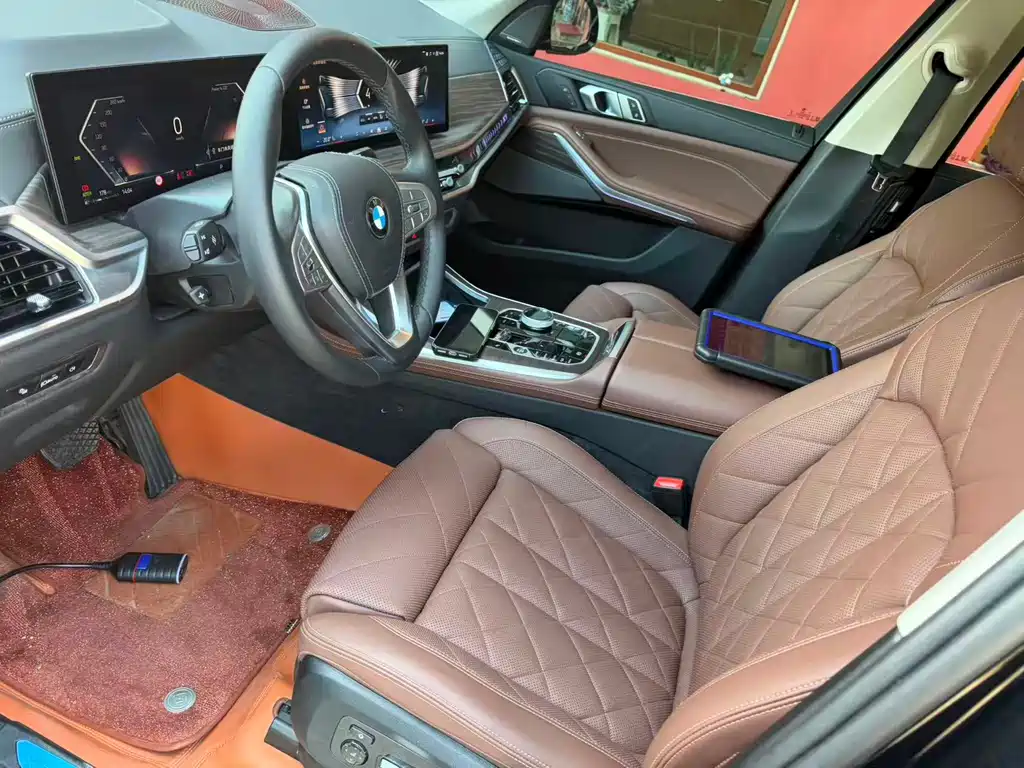BMW X7 — миниатюра 12