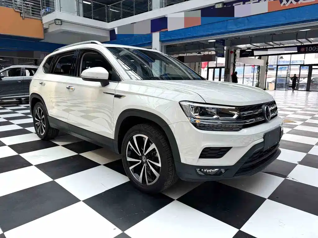 Volkswagen Tharu — миниатюра 3