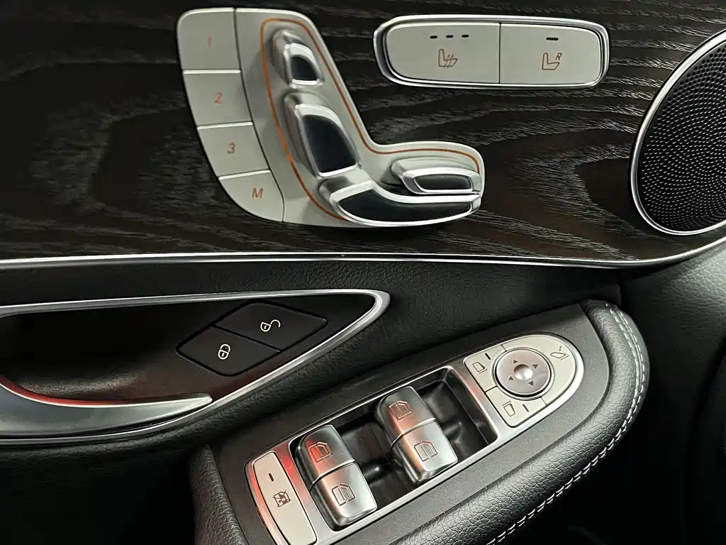 Mercedes-Benz GLC — миниатюра 37