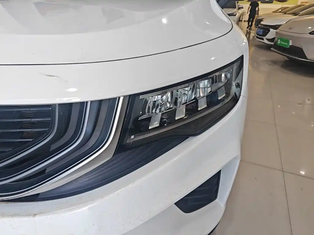 Geely Haoyue — миниатюра 24