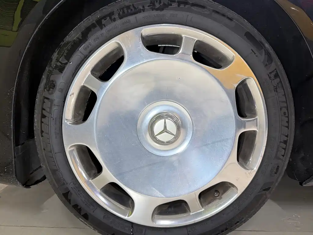 Mercedes-Benz S-Class — миниатюра 8