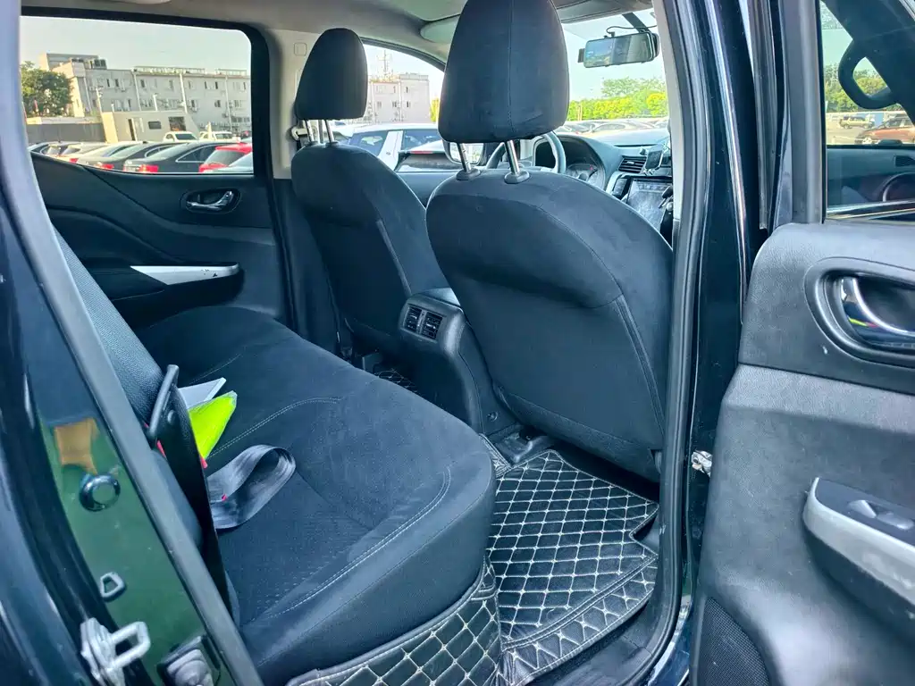 Nissan Navara — миниатюра 16