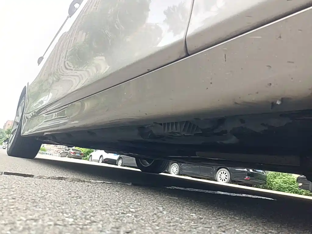 BMW 5 Series — миниатюра 21