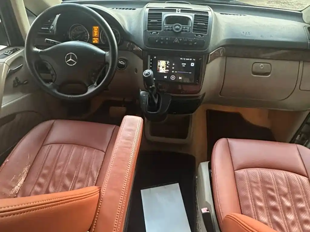 Mercedes-Benz Viano 2011 2.5L