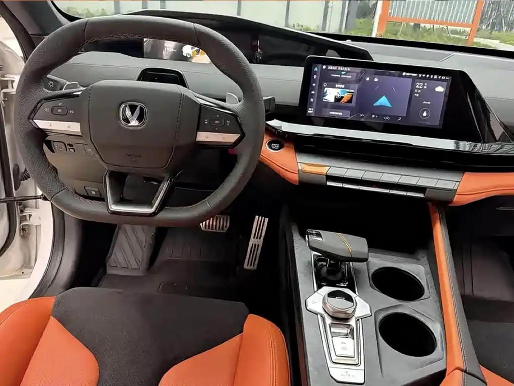 Changan UNI-V 2022 1.5T Sport