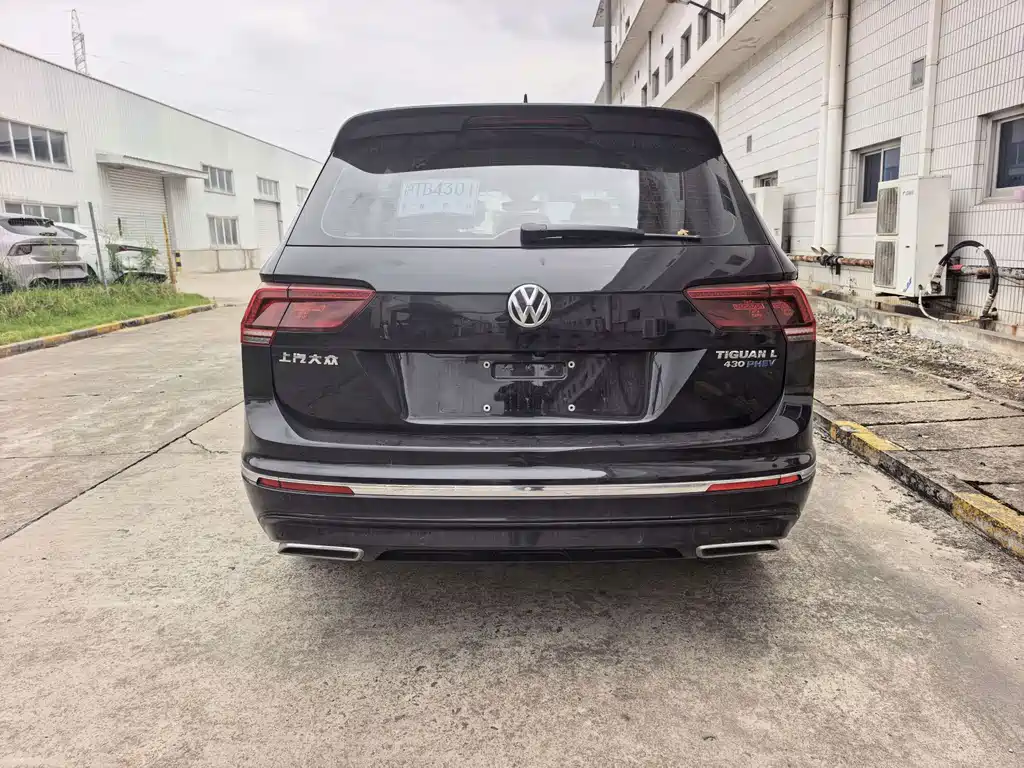 Volkswagen Tiguan L PHEV — миниатюра 10