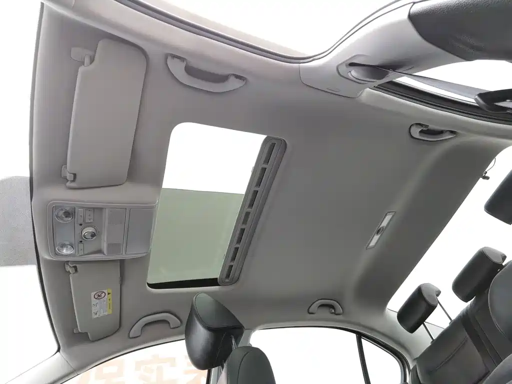 Volkswagen Sagitar — миниатюра 14