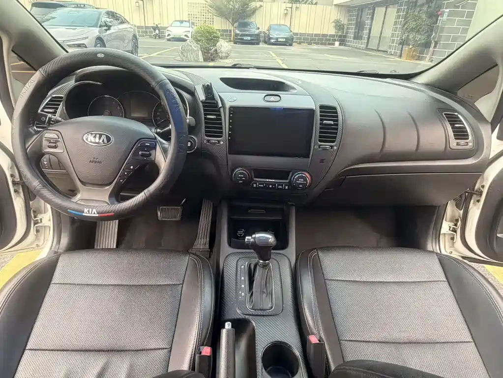 Kia K3 — миниатюра 15