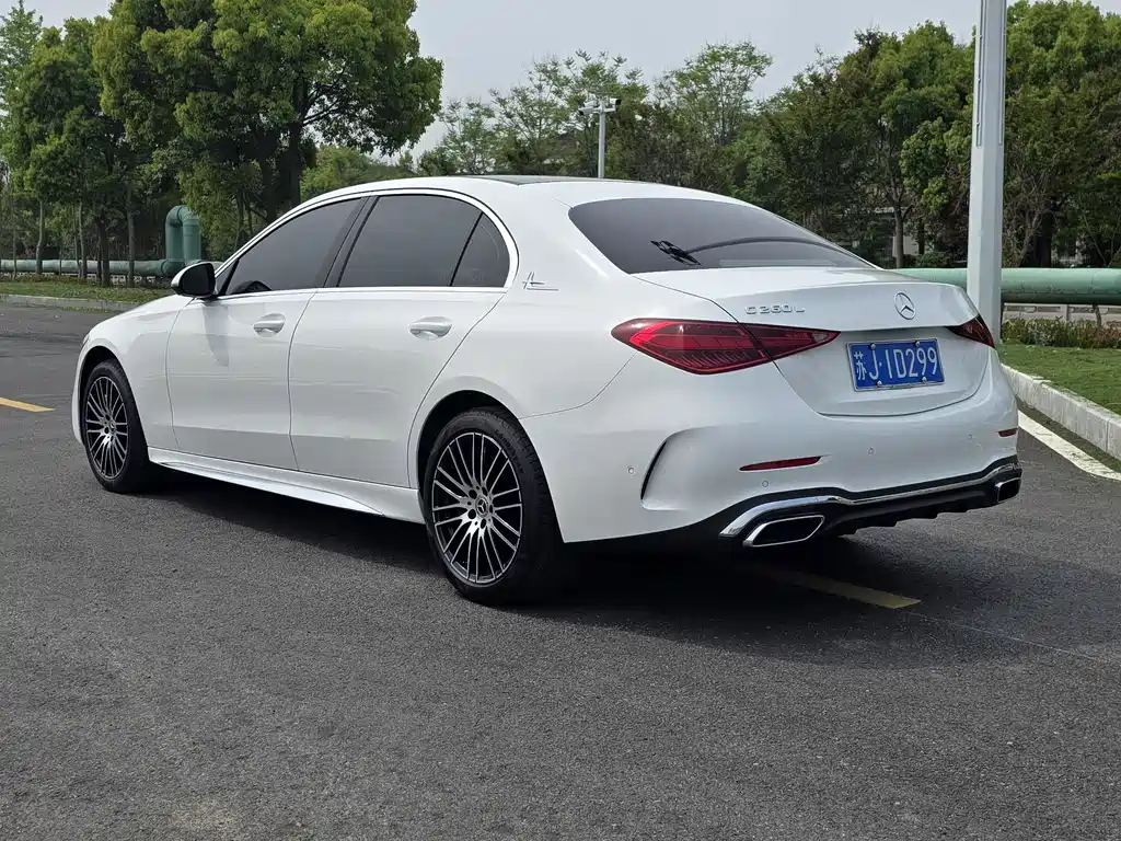 Mercedes-Benz C-Class - фото 3