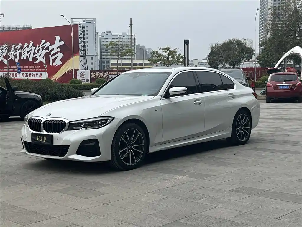 BMW 3 Series 2021
