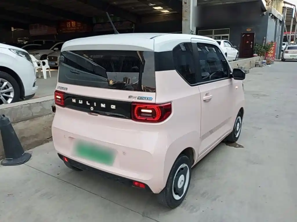 Wuling MINIEV — миниатюра 7