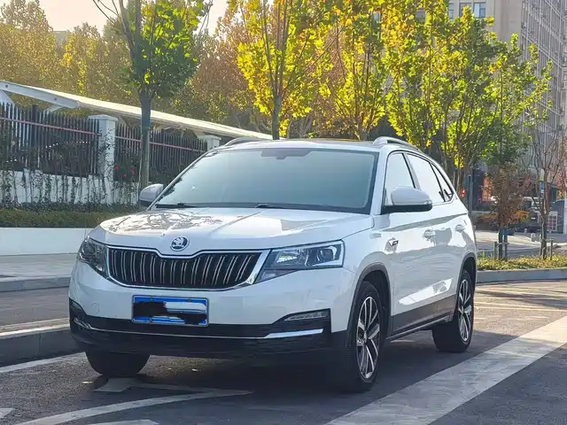 SKODA KOMICK