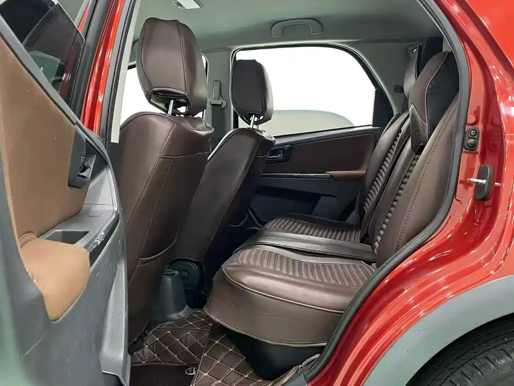 Suzuki SX4 — миниатюра 5
